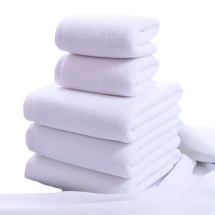 hotel bath towel 